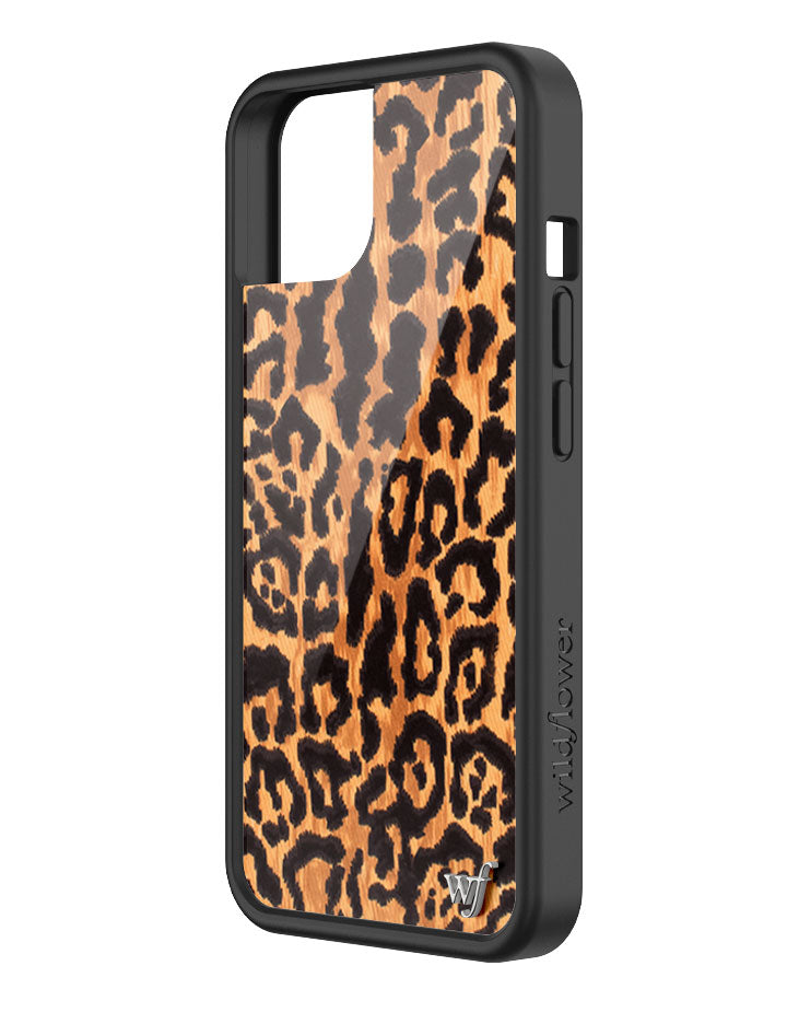 LEOL13-Leopard-Love-iPhone-13-Case-02.jpg