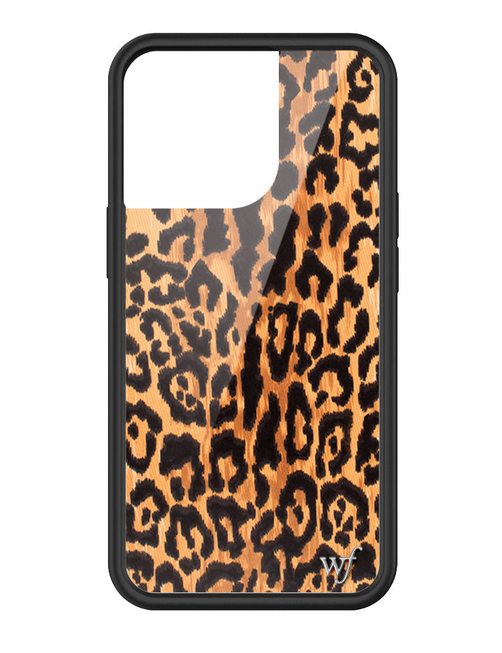 LEOL13P-Leopard-Love-iPhone-13-Pro-Case-01.jpg