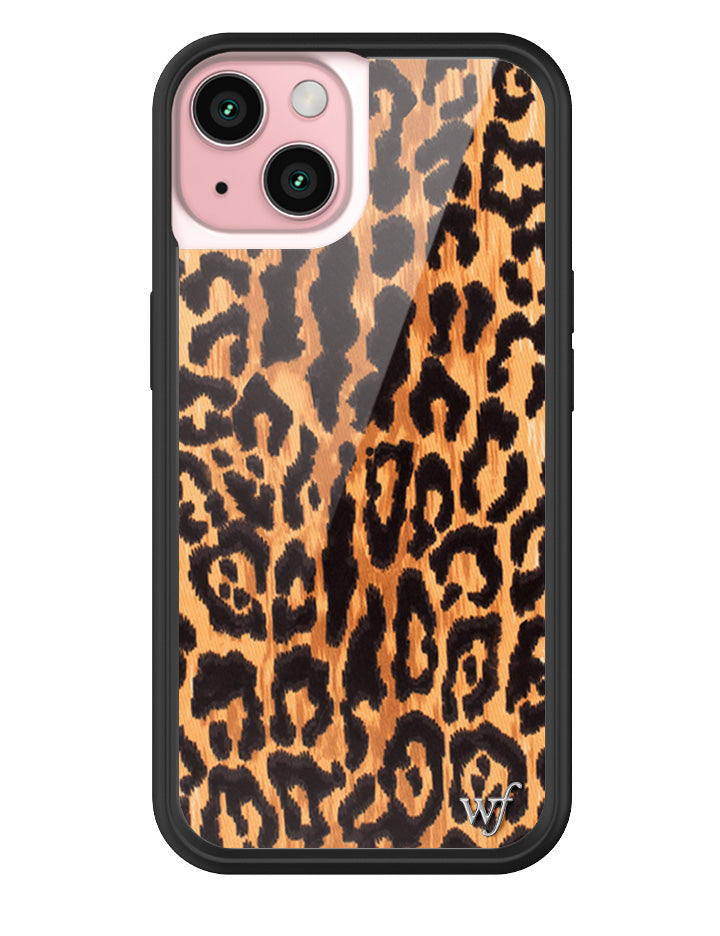 LEOL2015-Leopard-Love-iPhone-15-Case-01.jpg